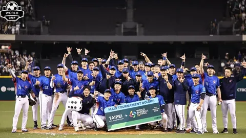 独家预览！《宝可梦卡牌：完美秩序》TCGplayer热售启动，揭秘封包卡牌的市场风云价格！